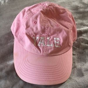 Yale hat